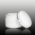 Plastmasas trauciņš balts ar sudraba strīpiņu 100 ml
